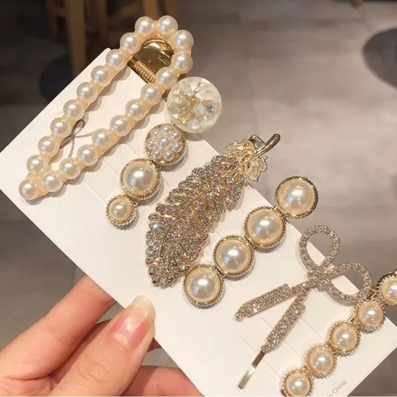 Accessories - Set of 6 Feather, Starfish & Scissors Hair Clips